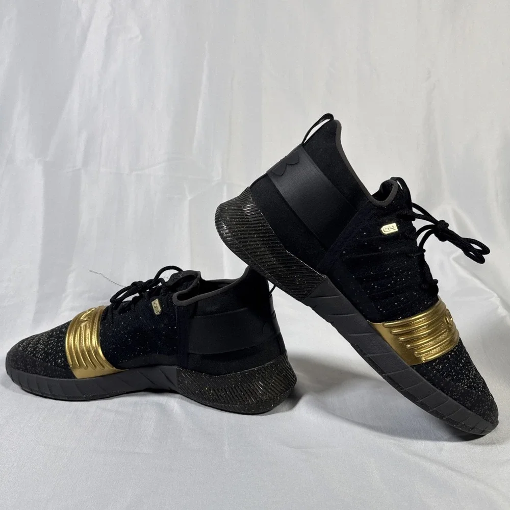 Under Armour UA C1N TR Mens 10.5 Black Gold Athletic Sneakers 3000233-001